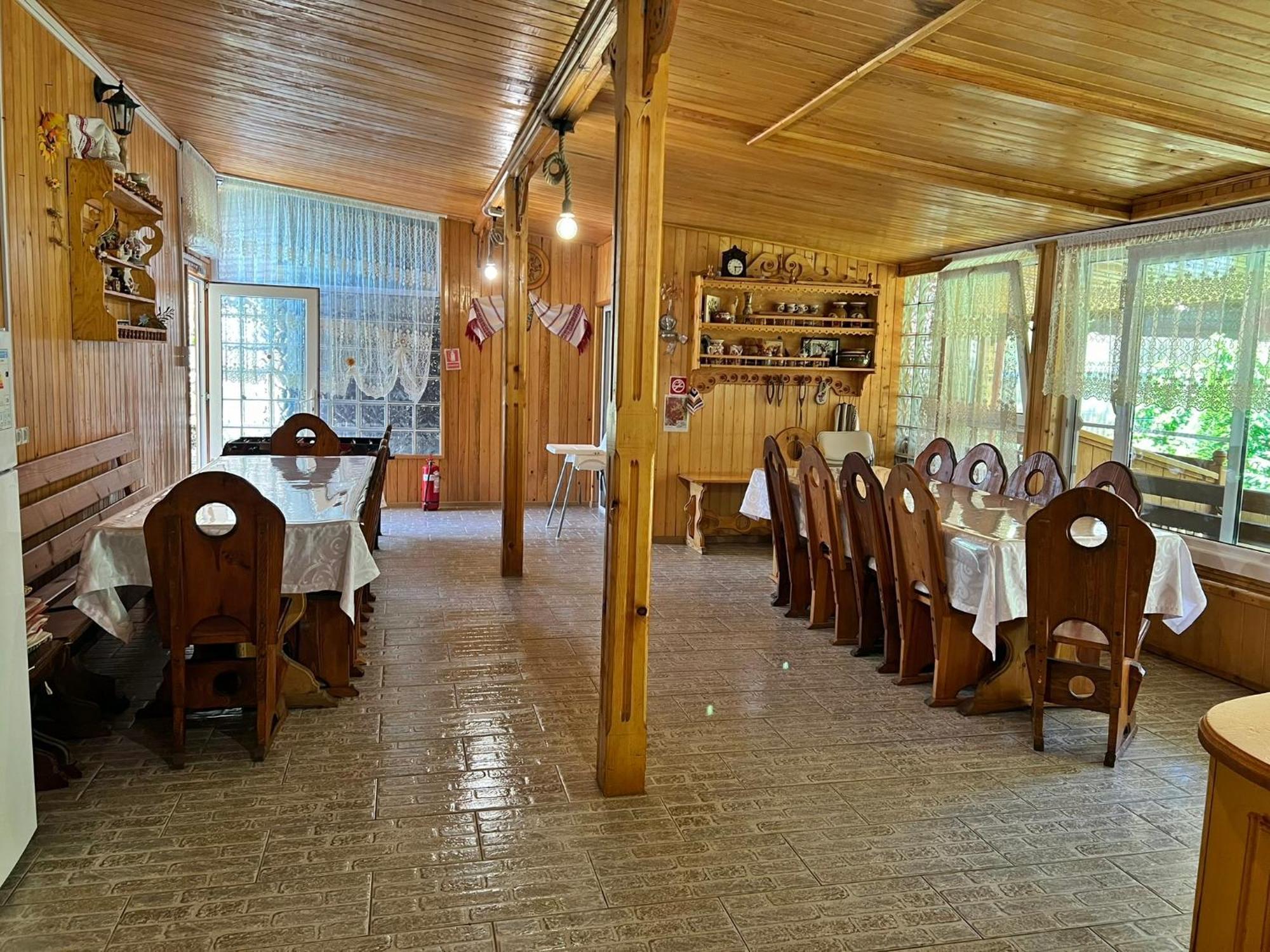 ホテル Casa Potcoava Lepşa エクステリア 写真